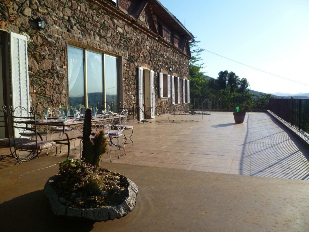 Bed And Breakfast La Maison De Nathalie Les Mayons Εξωτερικό φωτογραφία