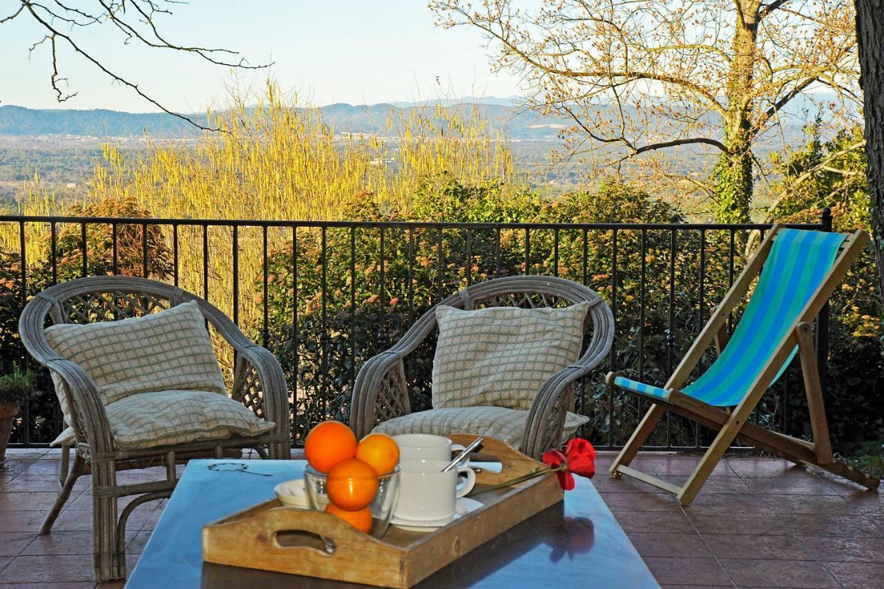 Bed And Breakfast La Maison De Nathalie Les Mayons Εξωτερικό φωτογραφία